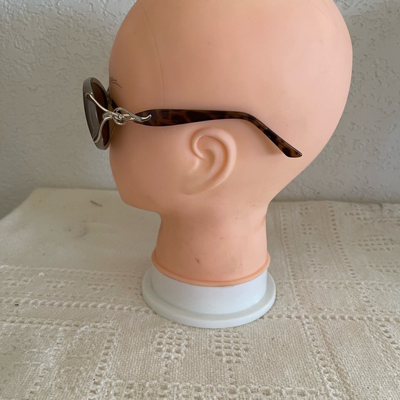 Tortoise Oval Sunglasses Frame only. - Picture 2 of 12